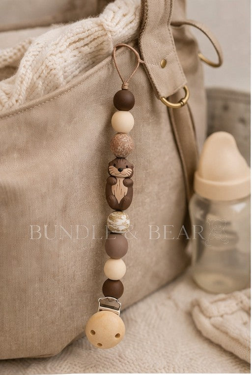 Otter Pacifier Clip 🦦